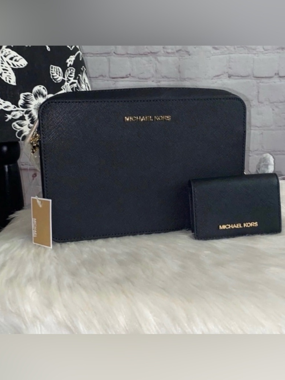 Michael Kors JET SET ITEM Crossbody/JET SET Small Flap Wallet 2pc Set